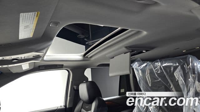 Cadillac Escalade 2018 — Фото 15/20