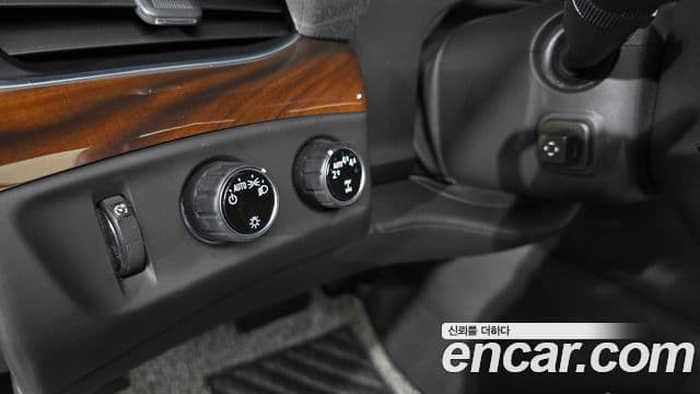 Cadillac Escalade 2018 — Photo 20/35