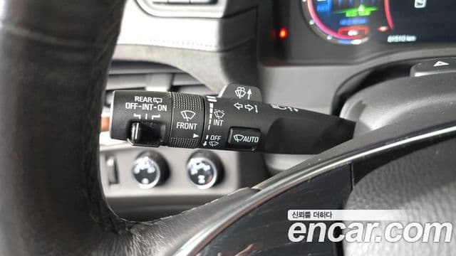Cadillac Escalade 2018 — Photo 4/35
