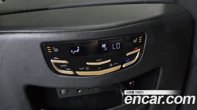 Cadillac Escalade 2018 — Photo 9/35