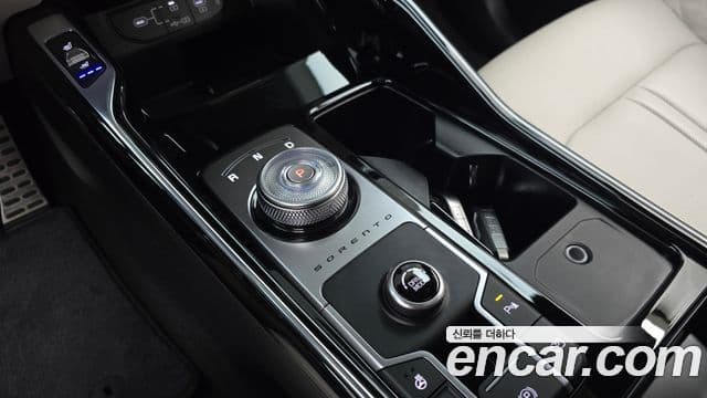 Kia Sorento 2025 — Фото 7/20