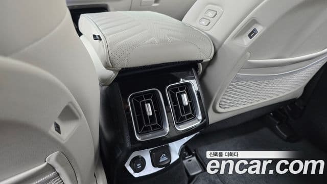Kia Sorento 2025 — ფოტო 5/34