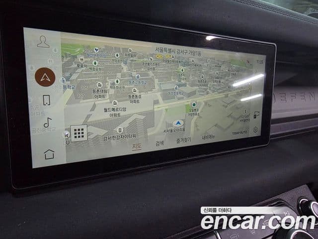 Land Rover Defender 2020 — Photo 15/20