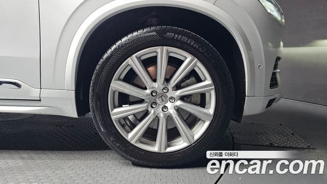 Volvo XC90 2019 — Şəkil 16/30