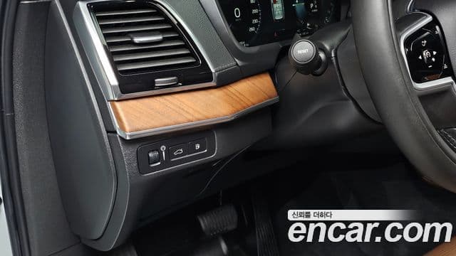 Volvo XC90 2019 — Şəkil 5/30