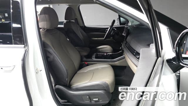 Kia Carnival 2024 — Фото 11/20
