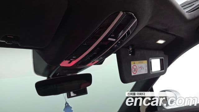 Porsche Cayenne 2023 — Photo 20/41
