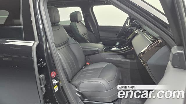 Land Rover Range Rover Sport 2026 — Photo 1/20