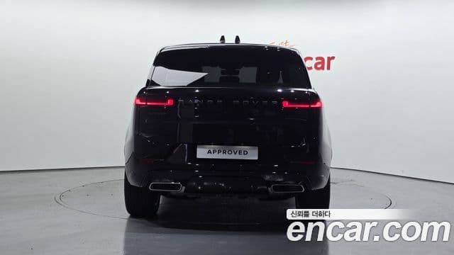 Land Rover Range Rover Sport 2026 — Photo 17/20