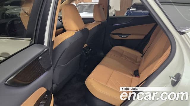 Lexus NX350h 2025 — Photo 1/20