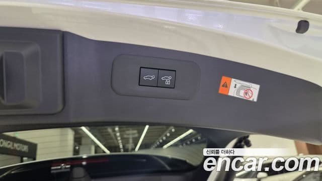 Lexus NX350h 2025 — Photo 3/20