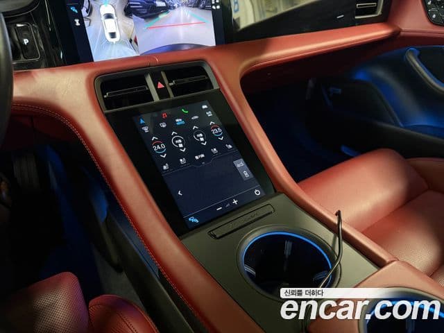 Porsche Taycan 2021 — Photo 14/20