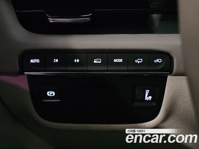Cadillac Escalade 2021 — Şəkil 14/20