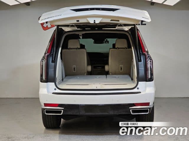 Cadillac Escalade 2021 — Şəkil 10/20