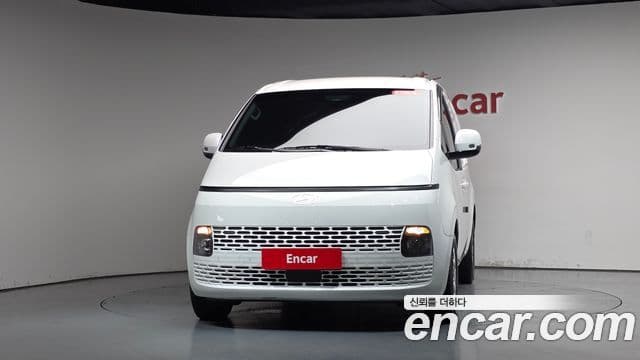 Hyundai Staria 2024 — Фото 3/20