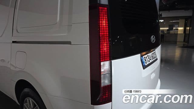 Hyundai Staria 2024 — Şəkil 18/30