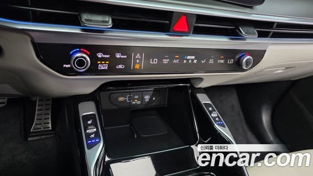 Kia Sorento 2025 — Фото 17/20