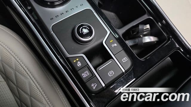 Kia Sorento 2025 — Şəkil 3/40