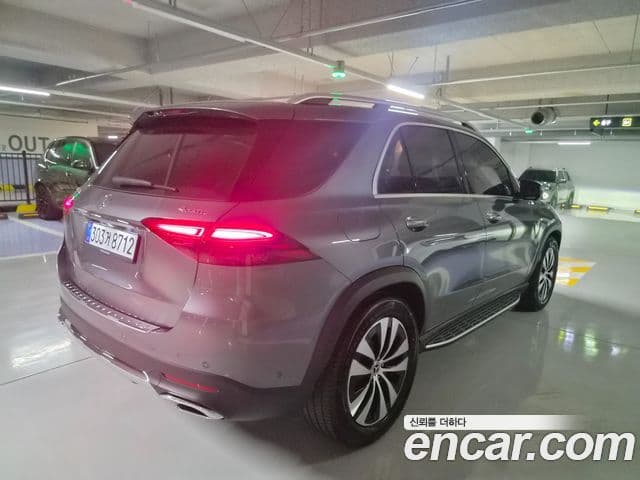 Mercedes-Benz GLE-Class 2026 — Photo 12/15
