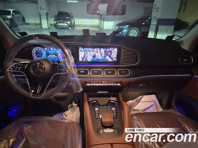 Mercedes-Benz GLE-Class 2026 — Photo 6/15