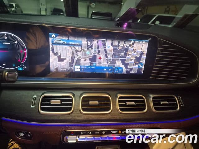 Mercedes-Benz GLE-Class 2026 — Photo 9/15