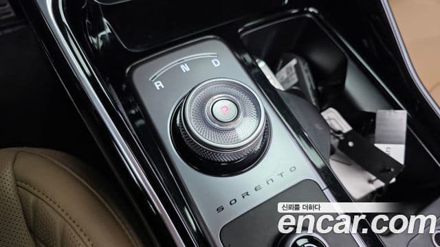 Kia Sorento 2024 — Фото 9/20