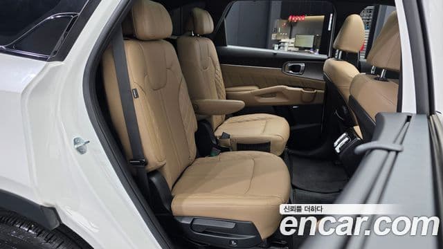 Kia Sorento 2024 — Фото 12/20