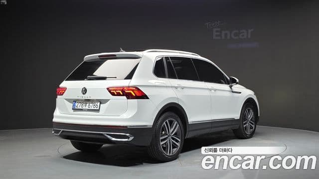 Volkswagen Tiguan 2021 — ფოტო 14/34