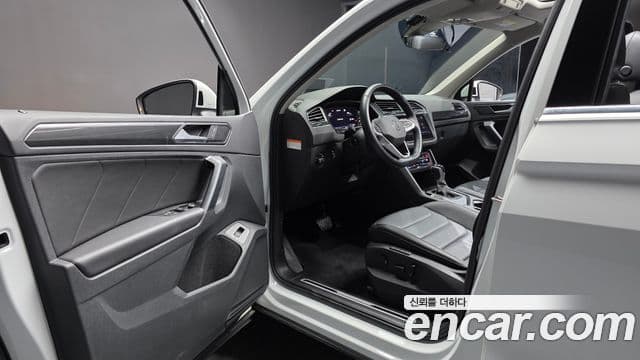 Volkswagen Tiguan 2021 — ფოტო 2/34