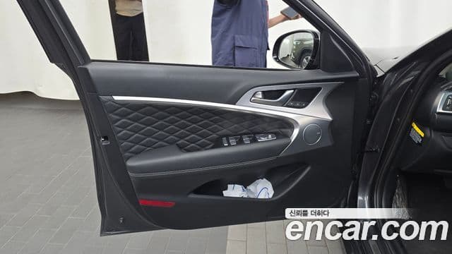 Genesis G70 2019 — Şəkil 23/37