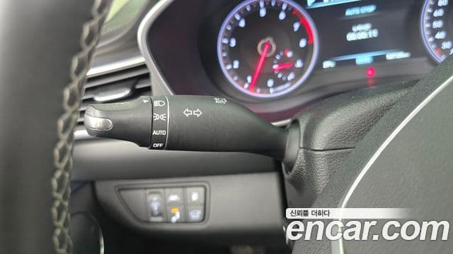 Genesis G70 2019 — Şəkil 25/37