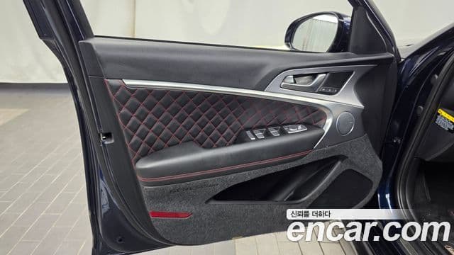 Genesis G70 2019 — Şəkil 30/34