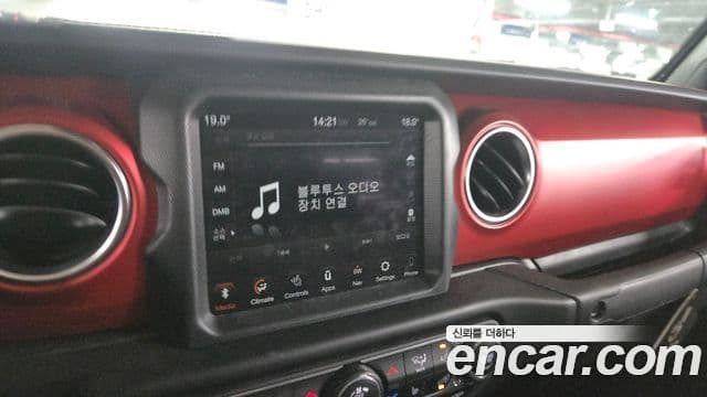 Jeep Gladiator 2023 — Photo 6/12