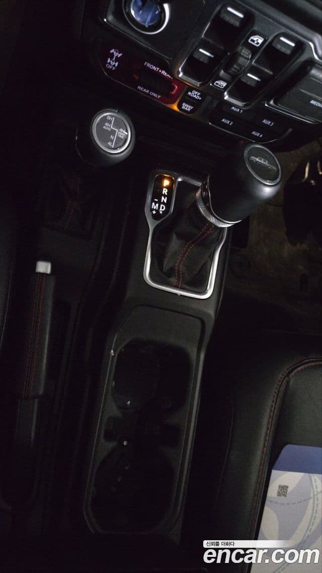 Jeep Gladiator 2023 — Photo 3/12
