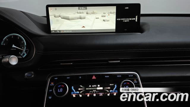 Genesis GV80 2022 — Şəkil 25/33