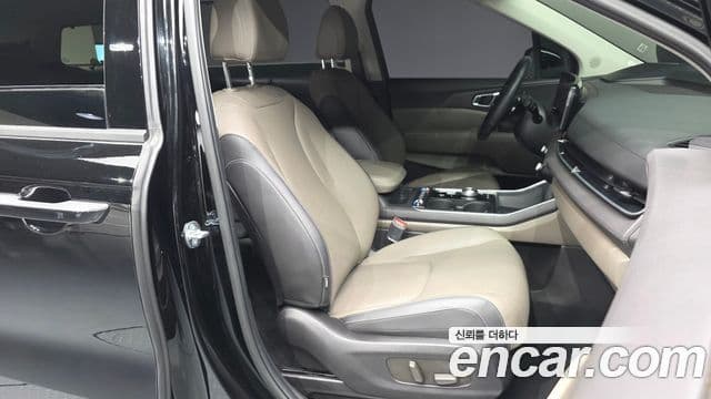 Kia Carnival 2025 — Фото 11/20