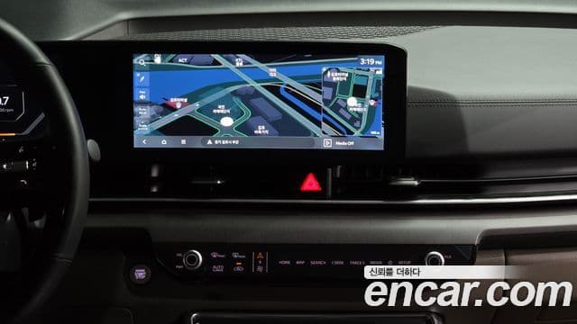 Kia Carnival 2025 — Фото 14/20