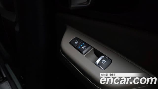 Kia Carnival 2025 — Фото 18/20