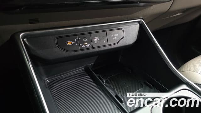Kia Carnival 2025 — Şəkil 7/45