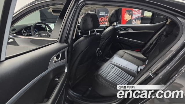 Genesis G70 2021 — Photo 24/30