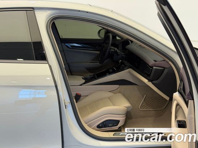 Porsche Panamera 2024 — Şəkil 17/20