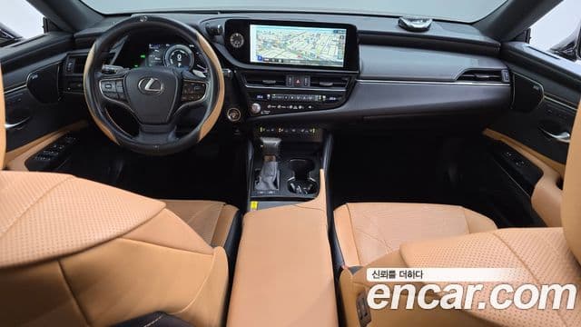 Lexus ES300h 2023 — ფოტო 9/33