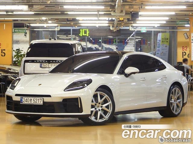 Porsche Panamera 2024 — Photo 2/20