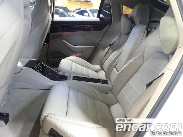 Porsche Panamera 2024 — Photo 18/20
