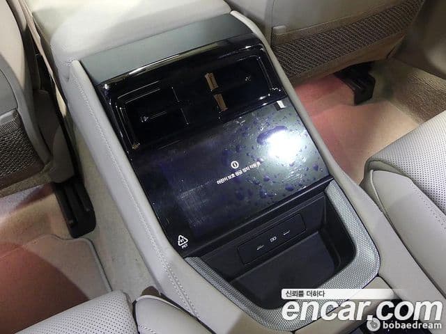 Porsche Panamera 2024 — Photo 1/20