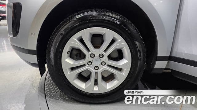 Land Rover Range Rover Evoque 2020 — Фото 5/20
