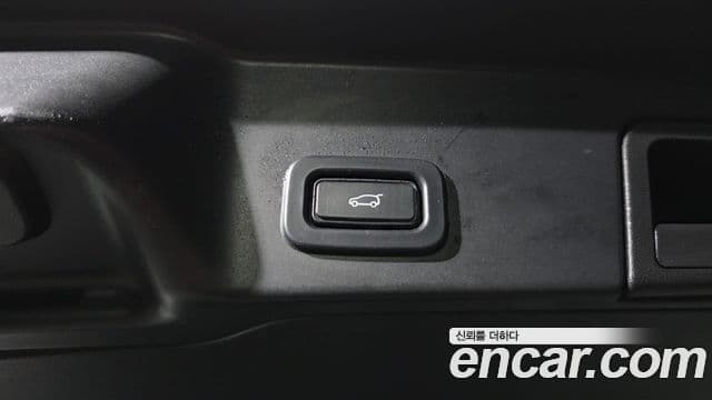 Land Rover Range Rover Evoque 2020 — Фото 18/20