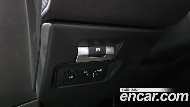 Land Rover Range Rover Evoque 2020 — Photo 4/35