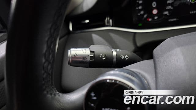 Land Rover Range Rover Evoque 2020 — Photo 8/35