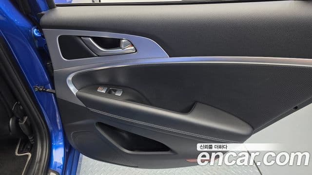 Genesis G70 2019 — ფოტო 4/30
